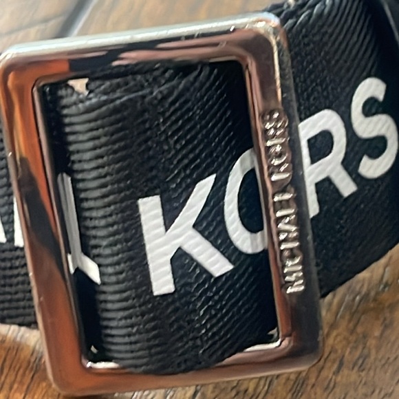 Michael Kors black white nylon camera crossbody bag webbing logo strap - Picture 6 of 17